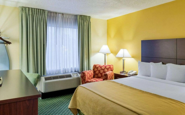 Quality Inn Newark - Wilmington - Image 4