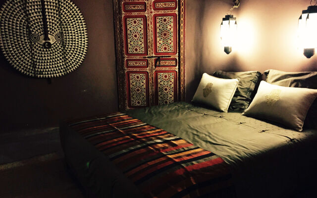 Riad 144