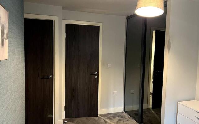 2-bed Luxury Apartment in Birmingham City Center