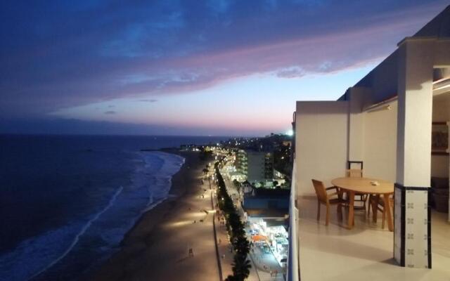 L&Z Penthouse at Sea