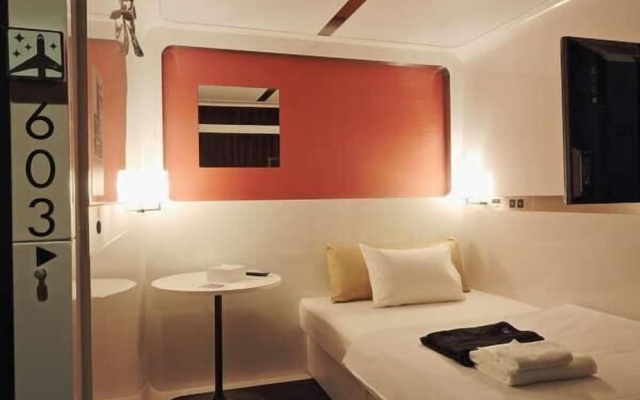 First Class male Cabin 사진 4