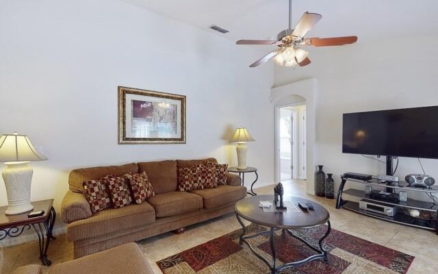 Anthea's Orange Tree 4 Bedroom Home