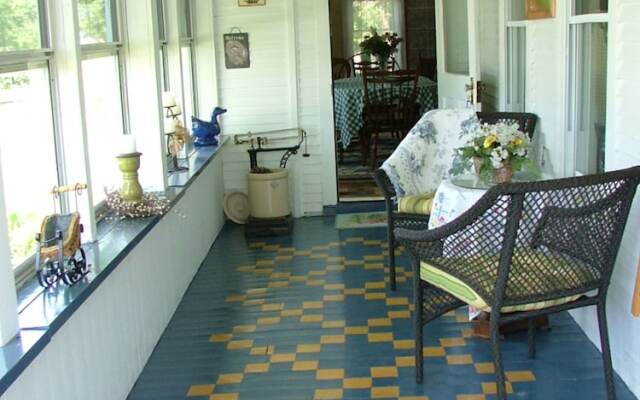 The Rendezvous Bed & Breakfast