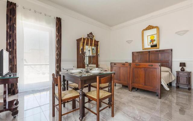2447 Palazzo Montagna - Bilo