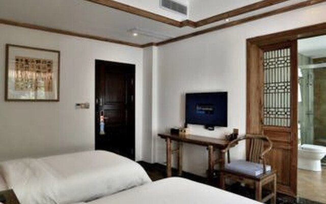 Floral Hotel·Yicheng Yijia Hotel(Dongda store of Zhangjiajie National Forest Park)