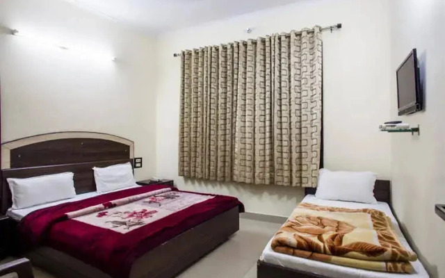 Hotel M City