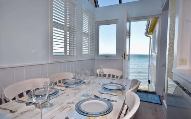The Boathouse Seagrove Bay