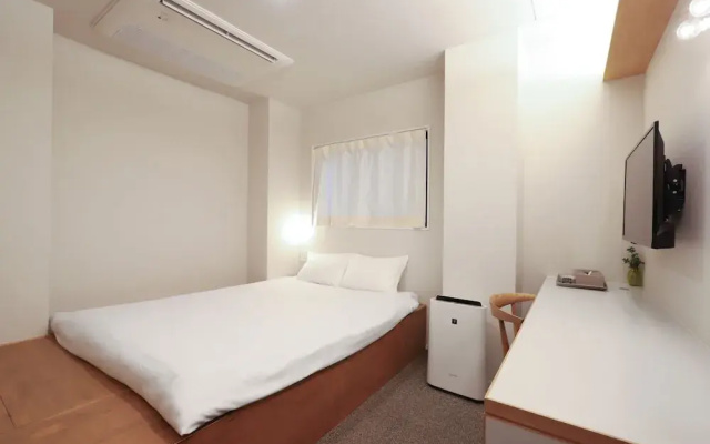 E10HOSTEL