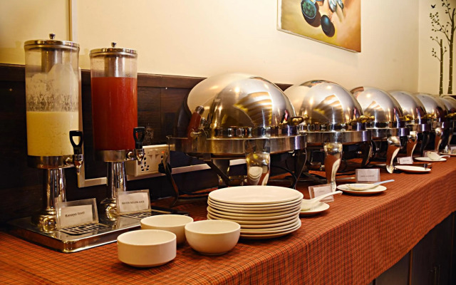 DOM Himalaya Hotel