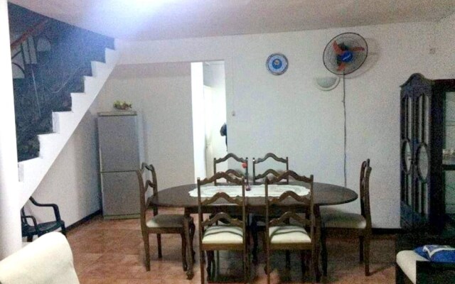 House With in Pereybere With Pool Access and Enclosed Gard