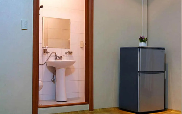 Mari Sea Ever Pension