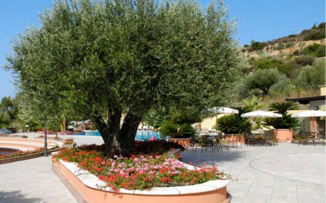 Hera Club Residence