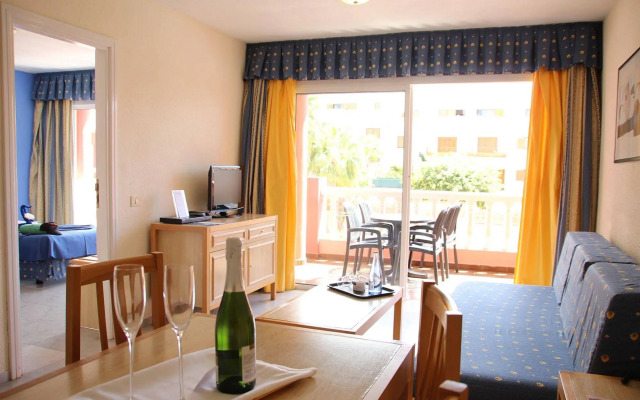 Apartamentos Marola Park