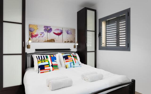 Bright 1BR in Pinsker by HolyGuest