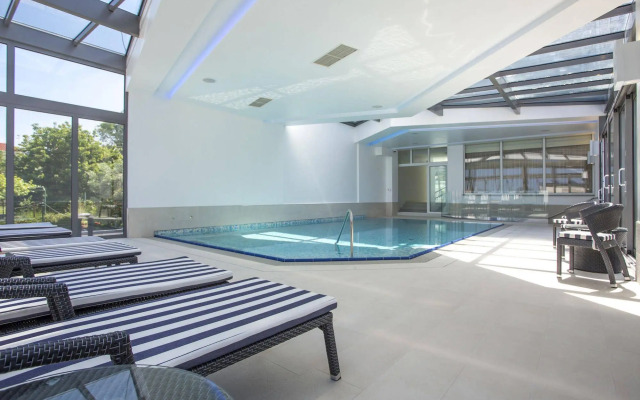 Adrion Aparthotel
