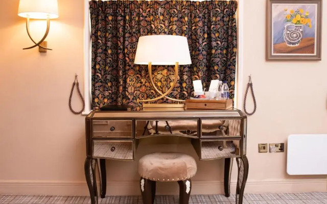 Domo Boutique Hotel