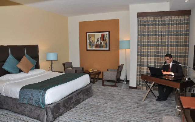 Phoenix Plaza Hotel Apartments