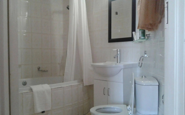 Adansonia Hotel