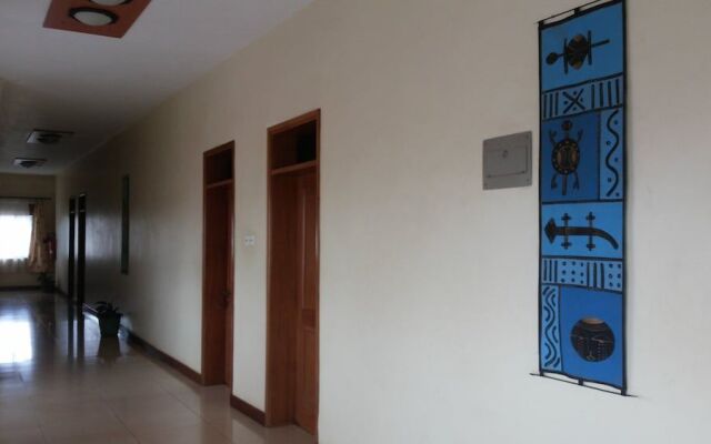 Lillian Towers Hotel