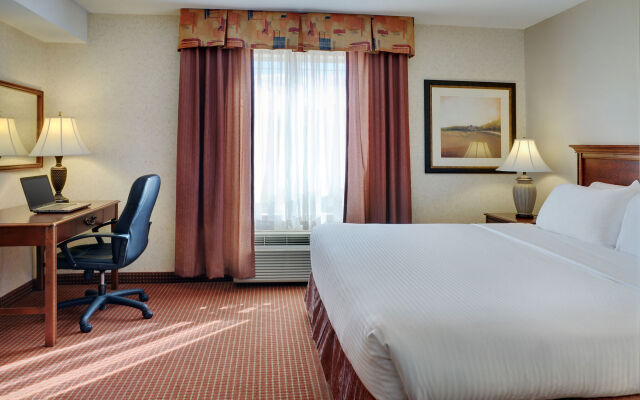 Pomeroy Inn & Suites Fort St. John