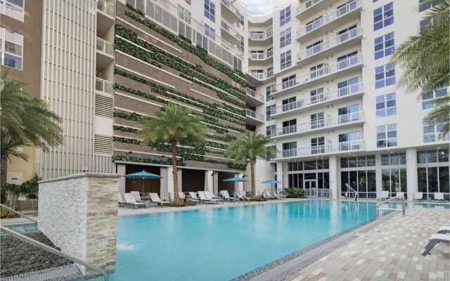 Biscayne Townhomes by Sextant