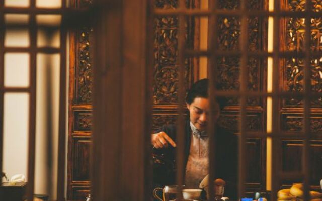 Wuyuan Fangzi Tea Homestay (Wuyuan High-speed Railway Station Xiangao Ancient City Branch)