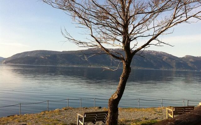 Brekkestranda Fjordhotel