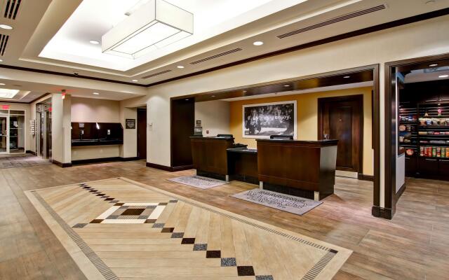 Hampton Inn by Hilton Toronto Airport Corporate Centre