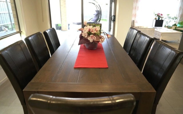 Cozy and Spacious House in Melbourne