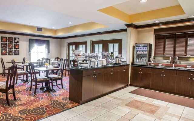 Comfort Inn & Suites