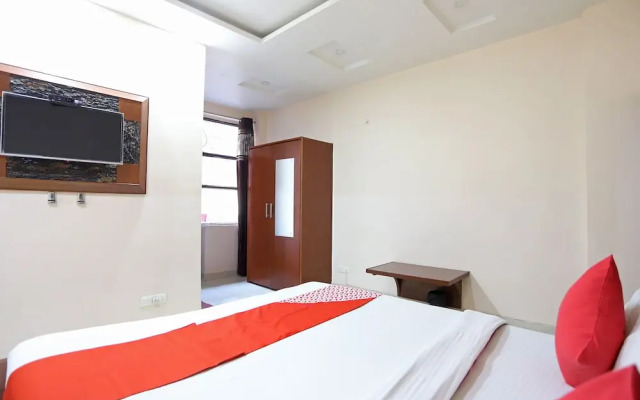 OYO 43691 Hotel Rbs Inn