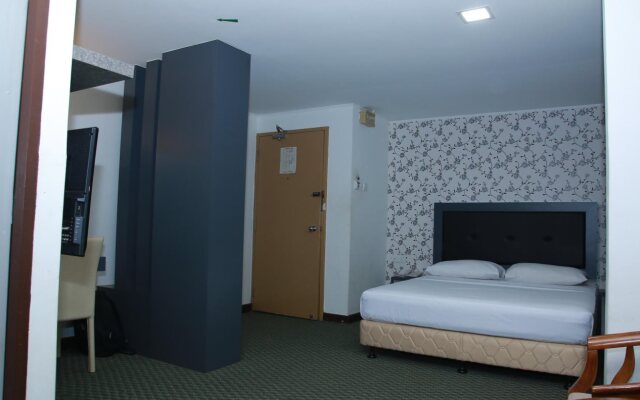 DE LA Hotel