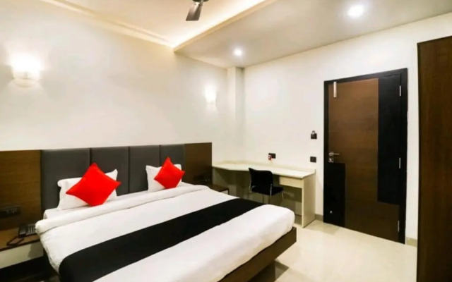 Hotel Nikhil Regency
