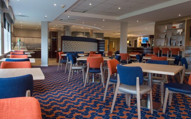 Holiday Inn Express Dunfermline by IHG