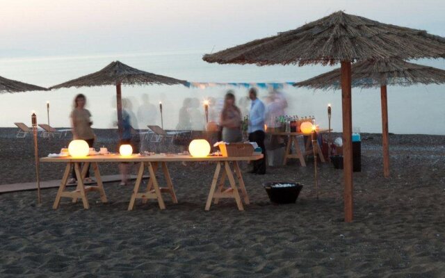 Thalatta Seaside Hotel