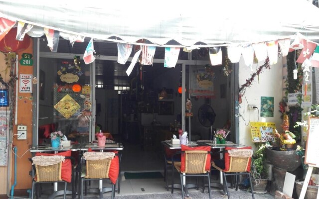Danee Hostel