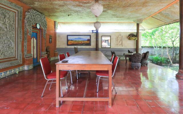 Mertha Jati Hotel & Bungalow