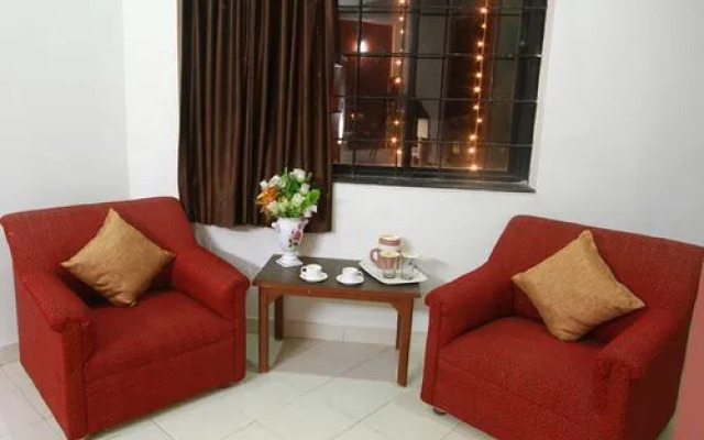 OYO 5658 Hotel In City