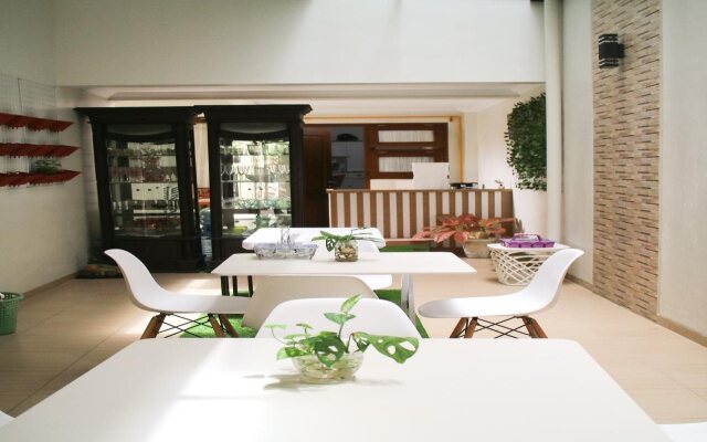 Bisma Balcony Homestay By Zuzu
