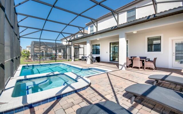 1512 Rolling Fairway Drive