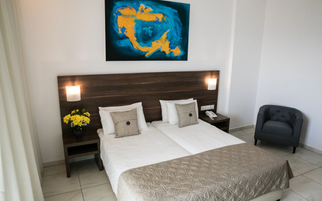 Theo Sunset Bay Hotel