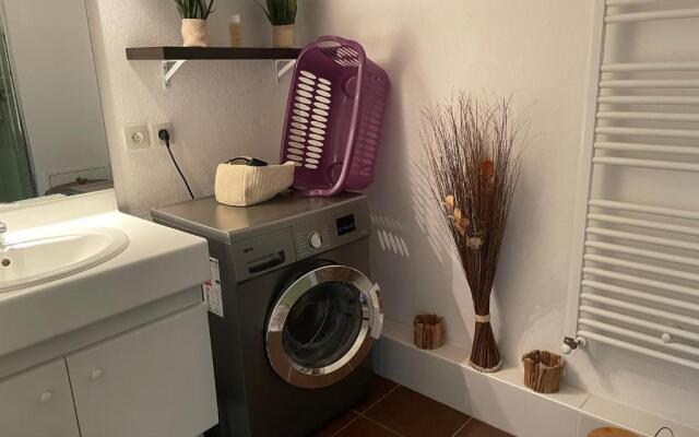 NICE 47 m with BALCONY near ARCACHON