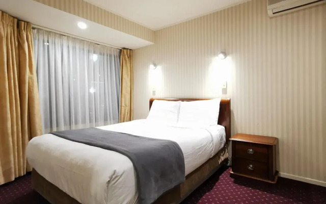Cornwall Park Motor Inn
