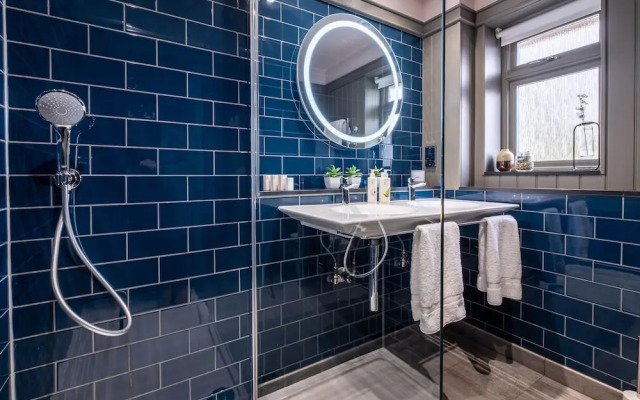 The Three Blackbirds