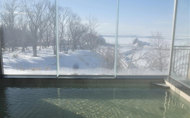Shiretoko Yuhi No Ataruie Onsen Hostel