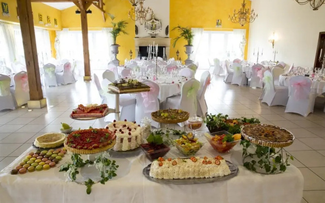 La Grange De Conde Chateaux Et Hotels Collection