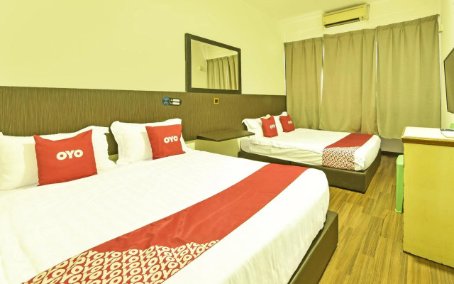 OYO 90727 Hotel Mini Indah