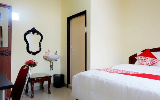 OYO 1126 Trio R Kost Syariah