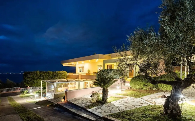 Verga Sunset Gem - Ilia Seaview Private Retreat