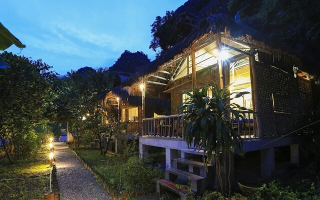 Trang An Mountain House